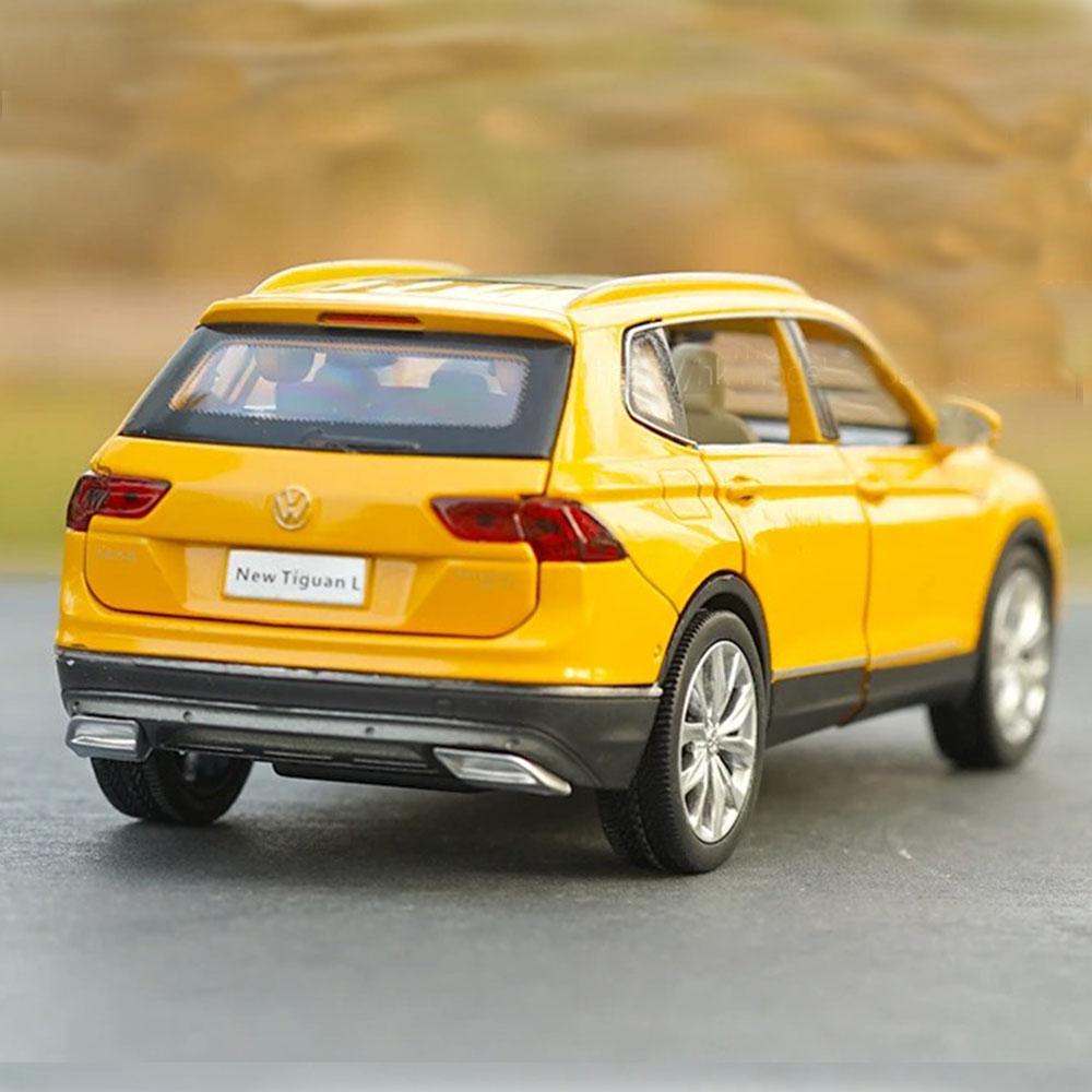 Volkswagen Tiguan L Car Model 1:32 Die Cast Door Hood Openable Toys Gift - Image 3